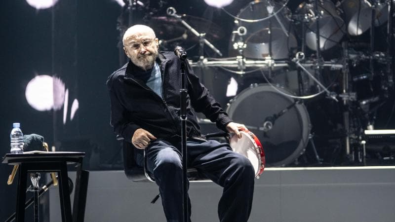 Phil Collins durante il concerto a Leeds&nbsp;del "The last domino? Tour" dei Genesis nel 2021

