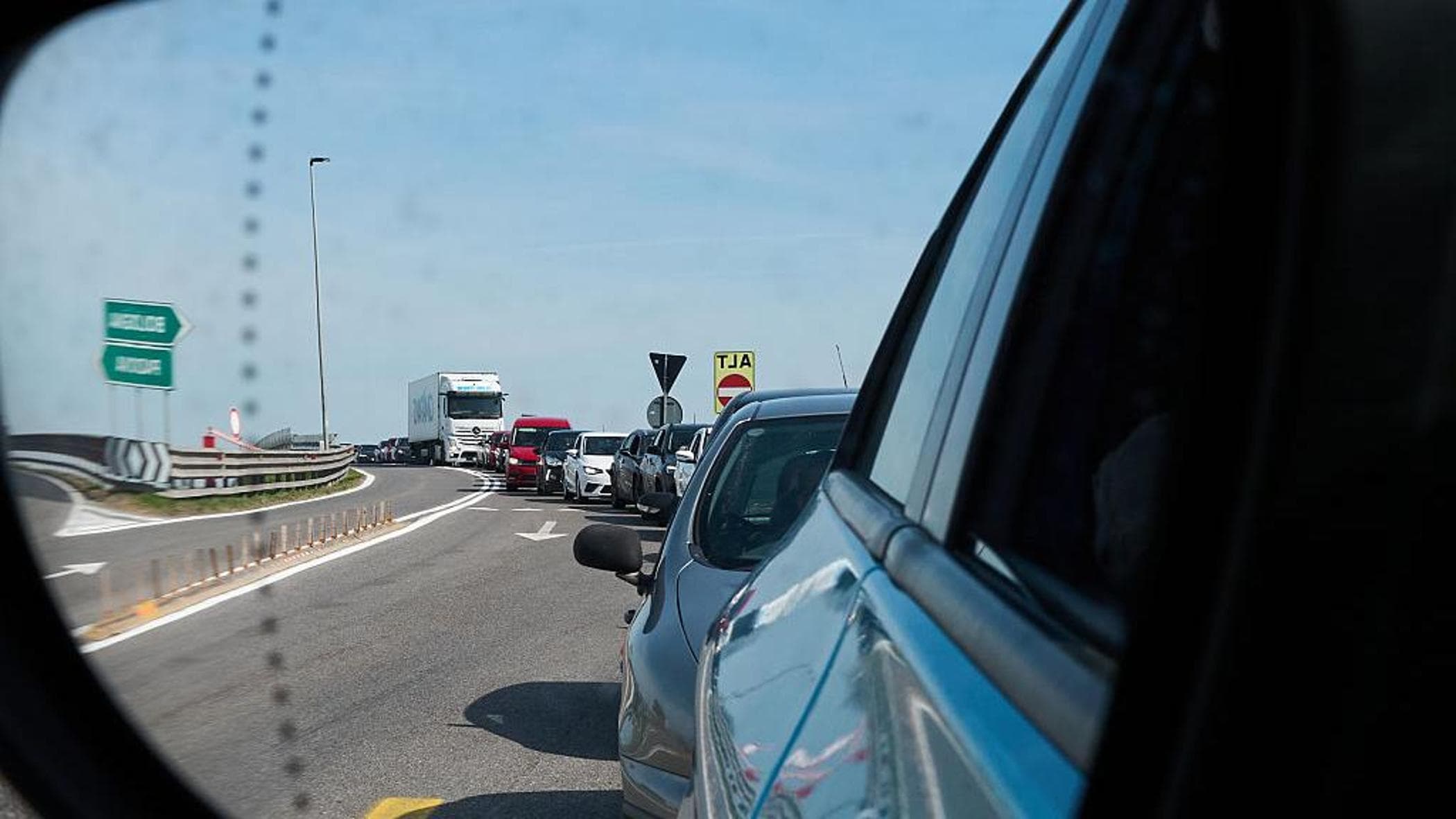 Previsioni traffico autostradale agosto 2026: guida ai giorni migliori e peggiori per partire