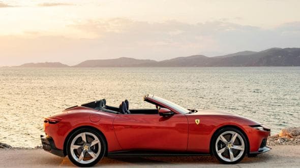 Ferrari Amalfi Spider: 640 Cv, piacere di guida e prestazioni da Enzo. Il test in Grecia
