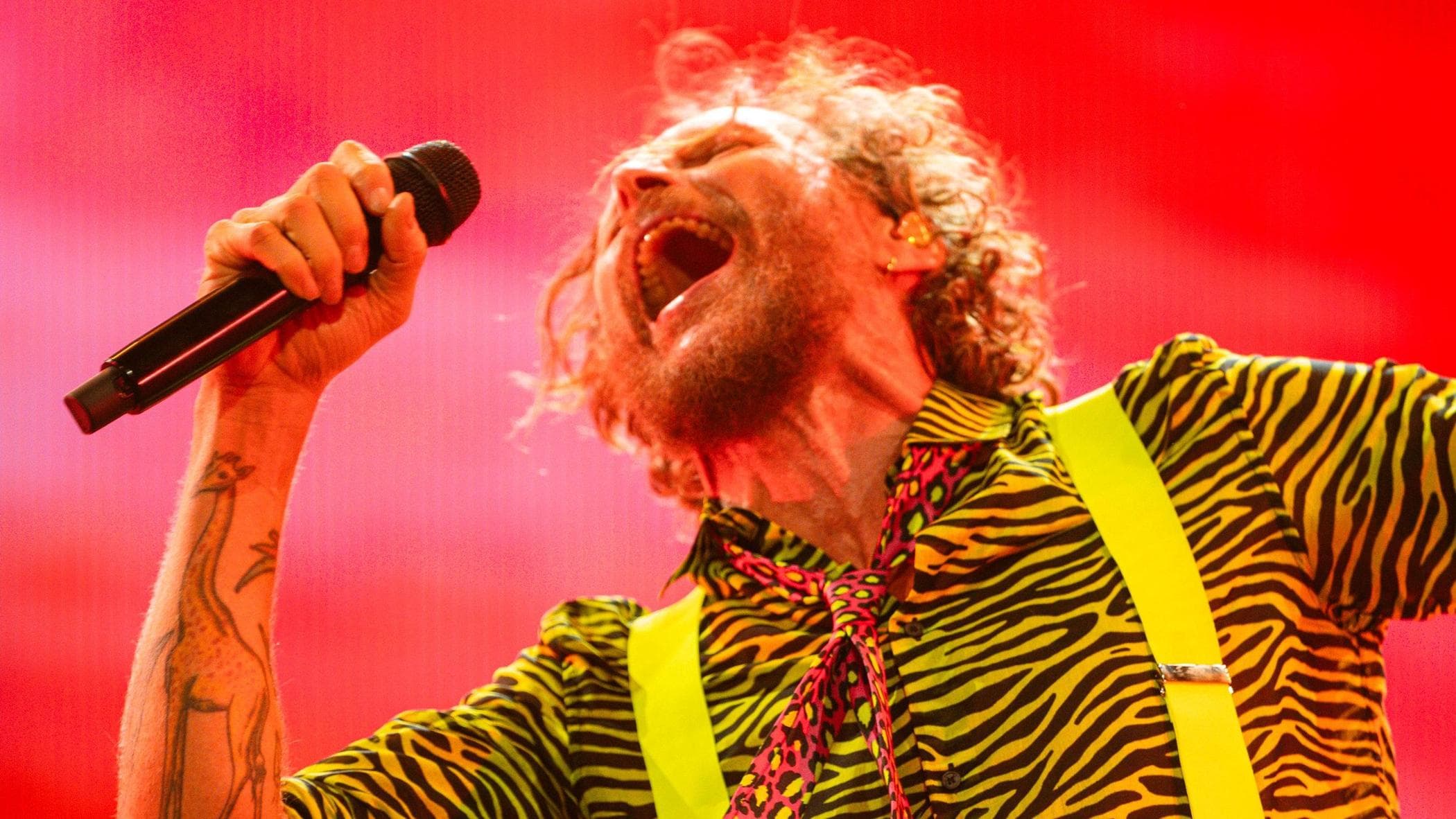 L’estate di Jovanotti: “Tra queste tragedie c’è bisogno di festa”