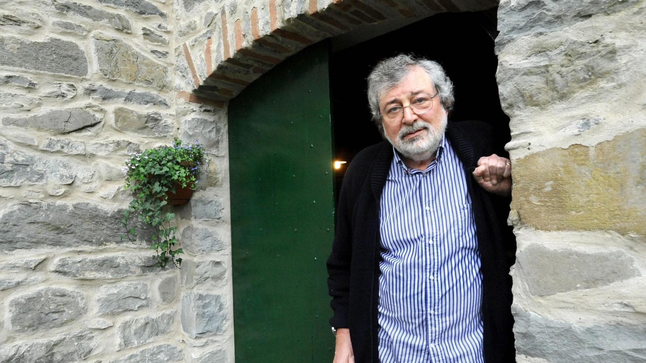 francesco guccini e quel suo humour indomito alla prova di umberto eco e roberto benigni da Repubblica.it francesco guccini e quel suo humour indomito alla prova di umberto eco e roberto benigni
