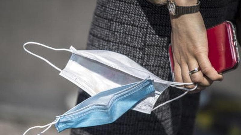 Mascherine Covid, stop del governo ai dettagli sull’intesa da 100 milioni