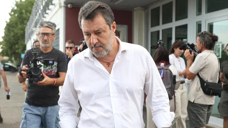Anteprima: “Salvini dimettiti”, la richiesta dei lombardi al leader. La resa dei conti nella Lega