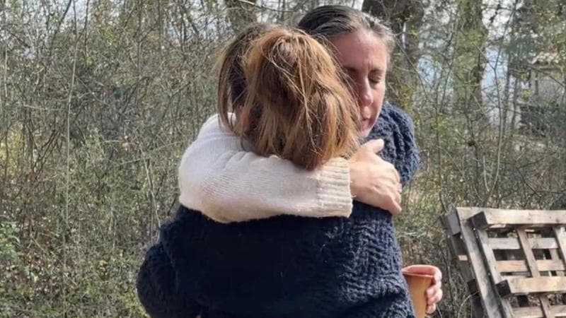 Anteprima: Famiglia nel bosco, Papa Leone risponde alla lettera di Catherine: “Pregherò per voi”