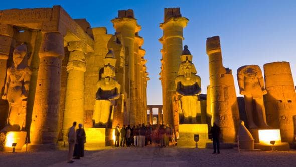 Eclissi totale di sole, la prossima nel 2027. Poi stop in Europa per 25 anni. Luxor 6 minuti al buio