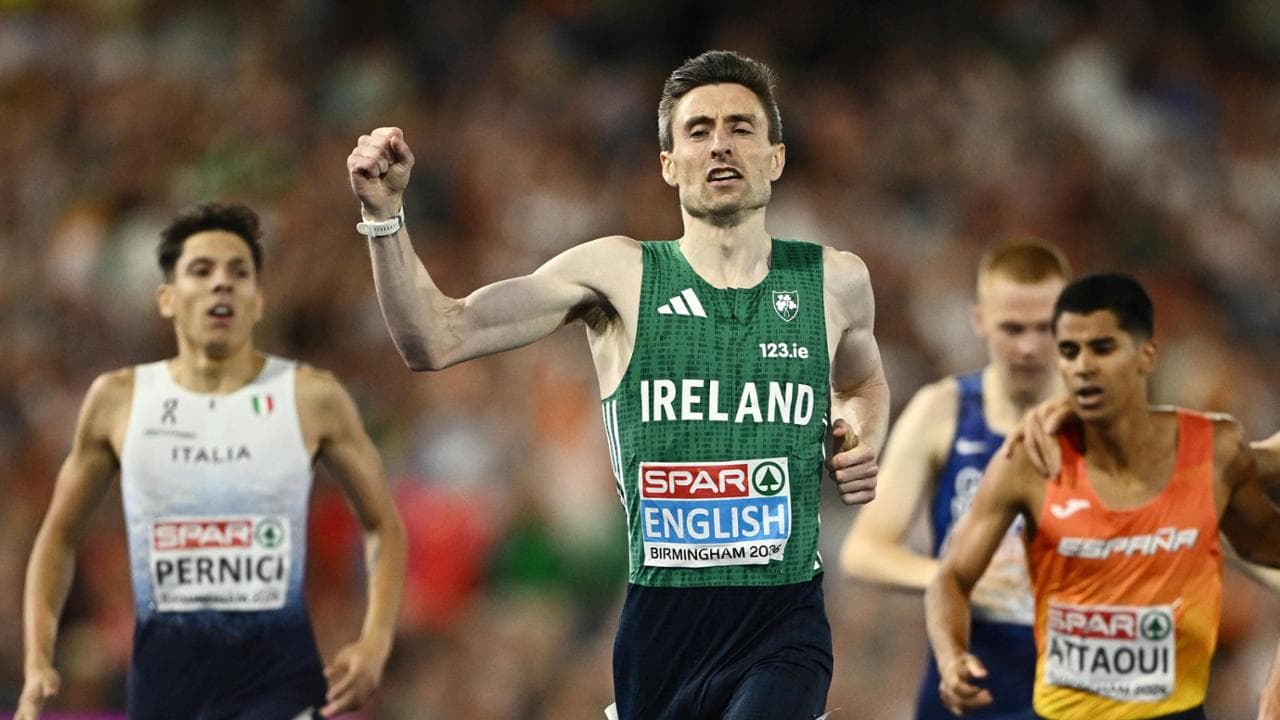 Pernici nella volata finale vinta dall'irlandese English