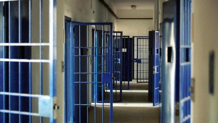 Anteprima: Il Ferragosto dei politici in visita nelle carceri, da Santa Maria Capua Vetere a San Vit…