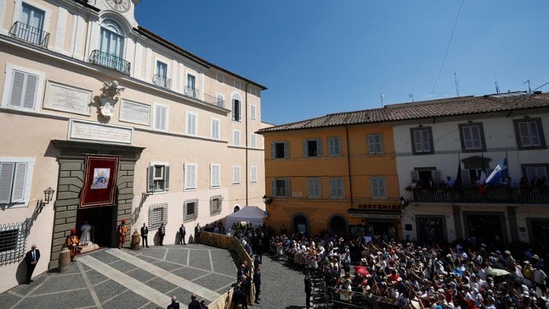 I fedeli a Castel Gandolfo