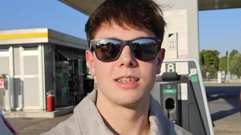 Anteprima: Barcellona, rissa fuori dal bar. In coma un italiano di 21 anni: “Discutevano sui mondial…