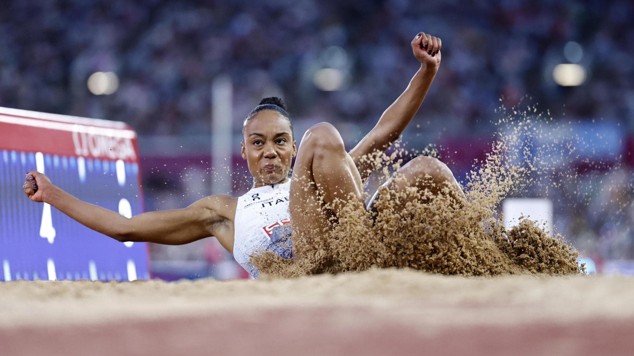 iapichino prima nel lungo attesa per le staffette gli europei di atletica in diretta da Repubblica.it iapichino prima nel lungo attesa per le staffette gli europei di atletica in diretta