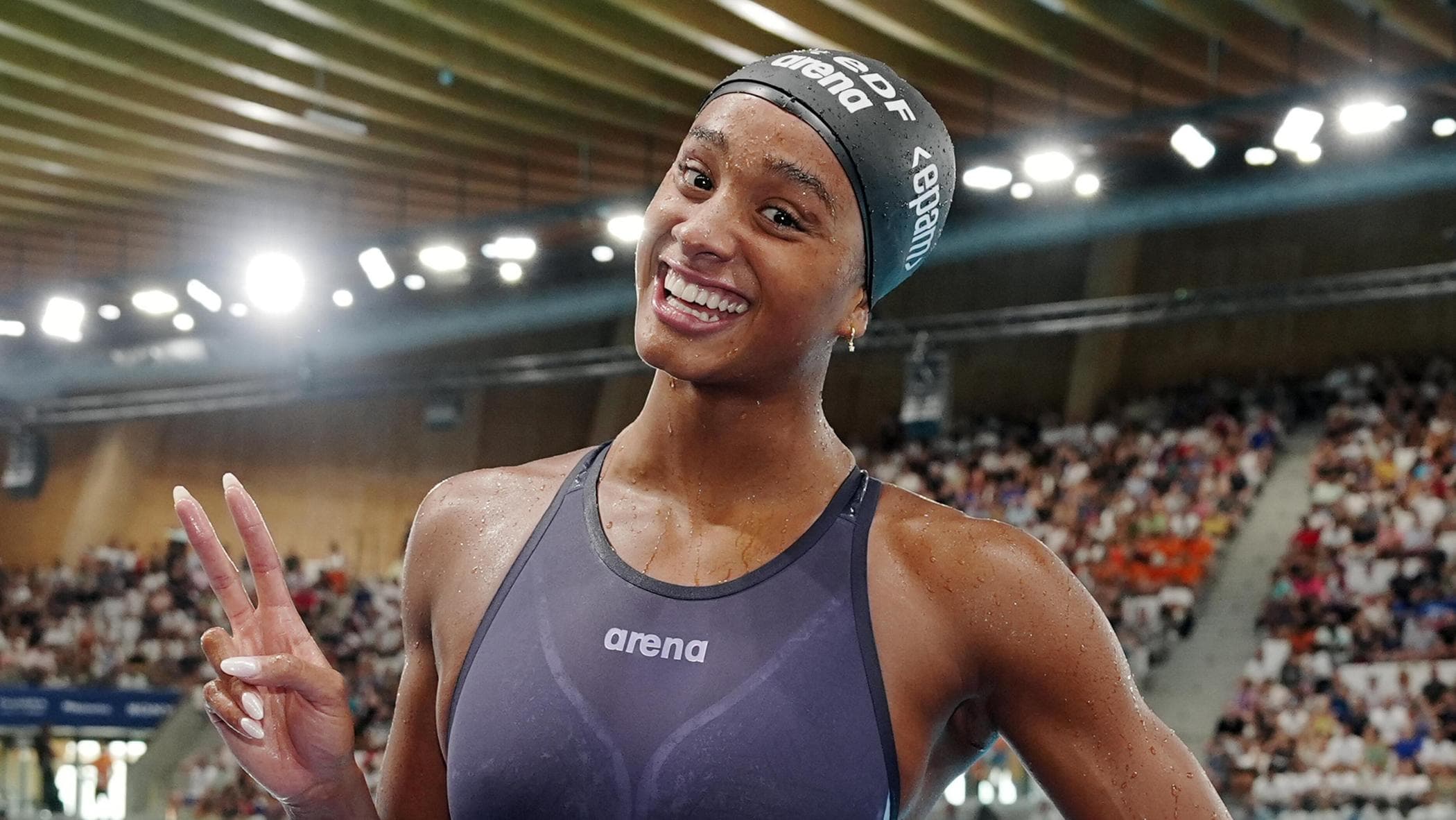 Sara Curtis: “I calciatori non scendono dal piedistallo per fare complimenti, Sinner sì”