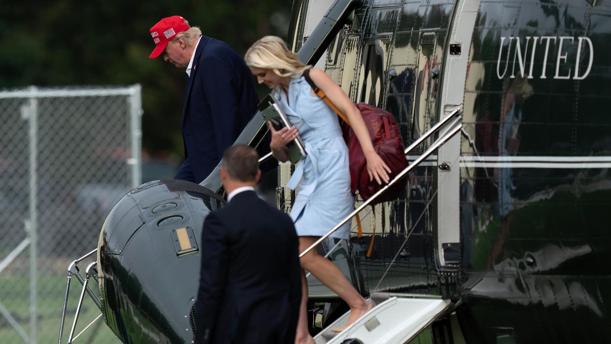 I democratici hanno trovato il punto debole di Trump: è l’assistente Natalie Harp