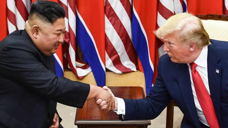 Anteprima: Trump: “Kim possiede 57 armi nucleari molto potenti”. E dichiara che lo incontrerà entro…