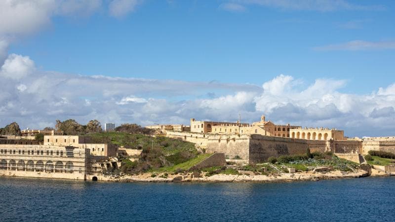 Anteprima: Malta, resta in carcere il quindicenne italiano arrestato a maggio, il giudice: “Troppi r…