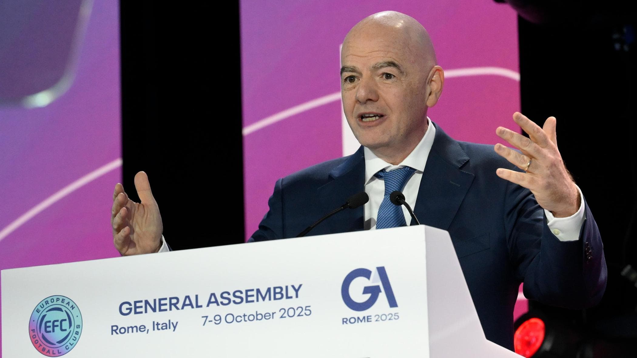 infantino tifosi di tutto il mondo lanciano petizione deve dimettersi da Repubblica.it infantino tifosi di tutto il mondo lanciano petizione deve dimettersi