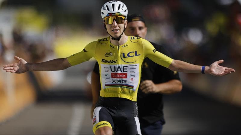 Via alla Vuelta, Pogacar insegue la tripla corona. Contador: “Porterà tanto spettacolo”