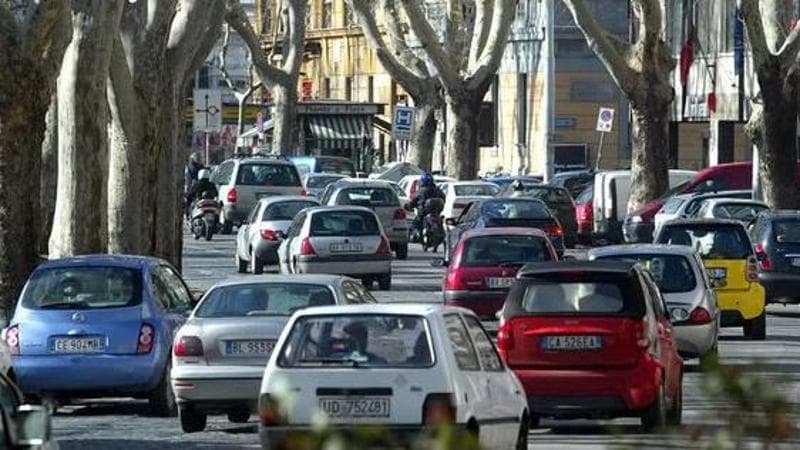 Anteprima: “Torni la provincia sulle targhe dell’auto”. La crociata della Lega per l’autonomia “stra…