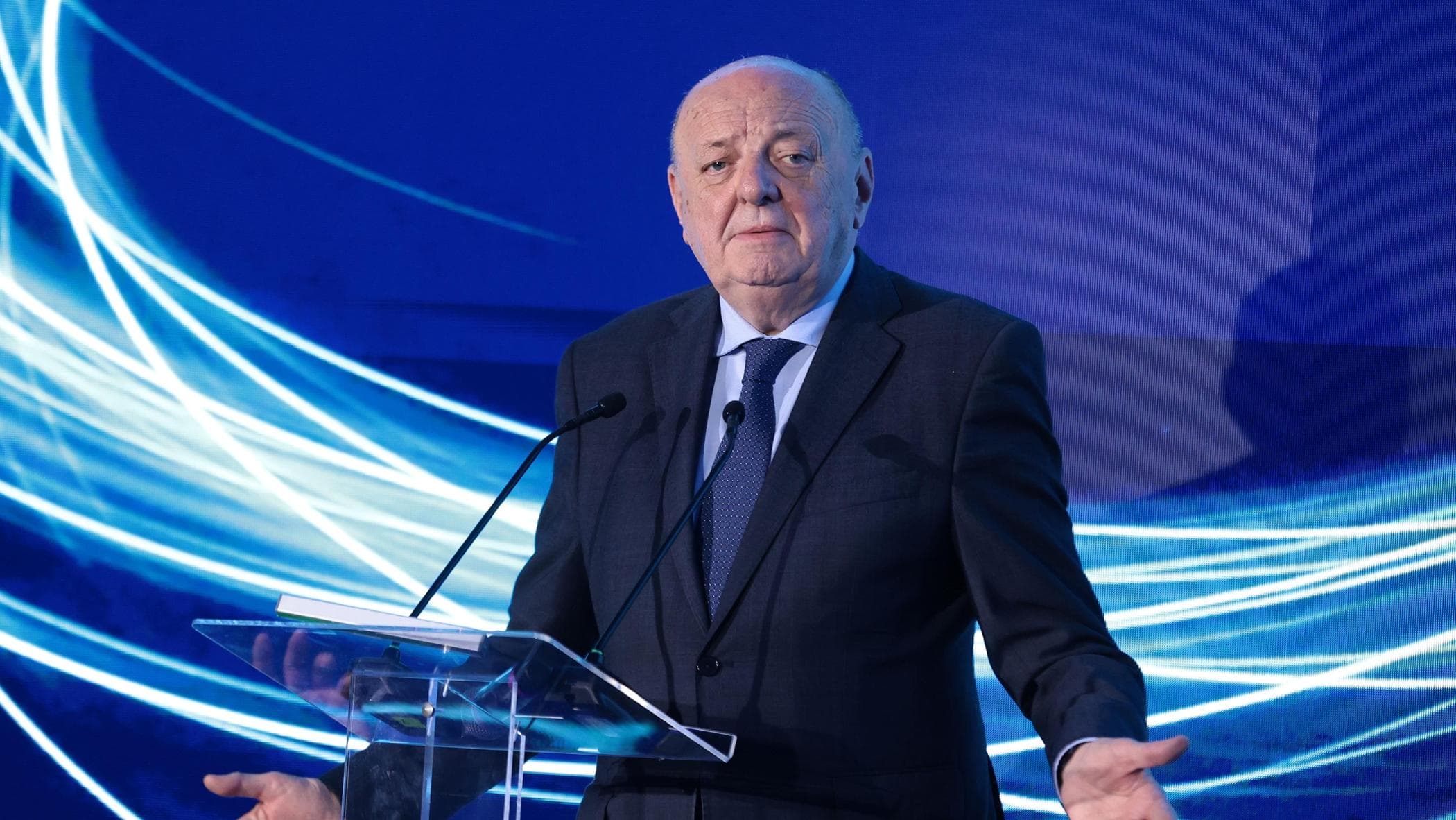 Pichetto Fratin: “La crisi del clima non si risolve per decreto, ma vorrei avere più fondi”