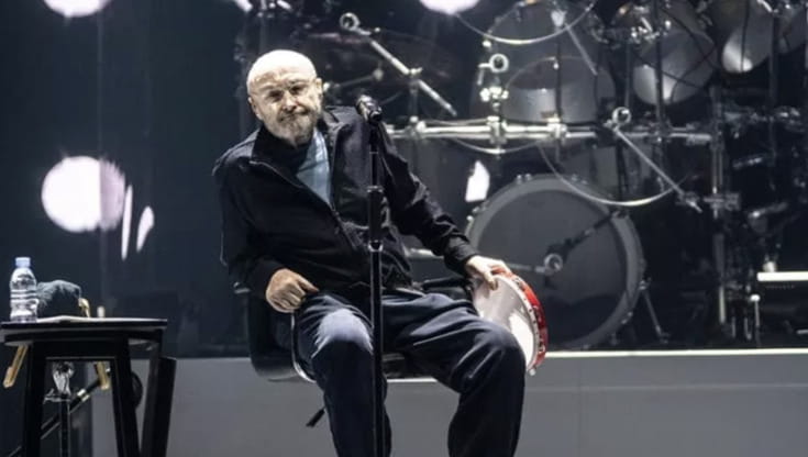 Phil Collins durante il concerto a Leeds del "The last domino? Tour" dei Genesis nel 2021