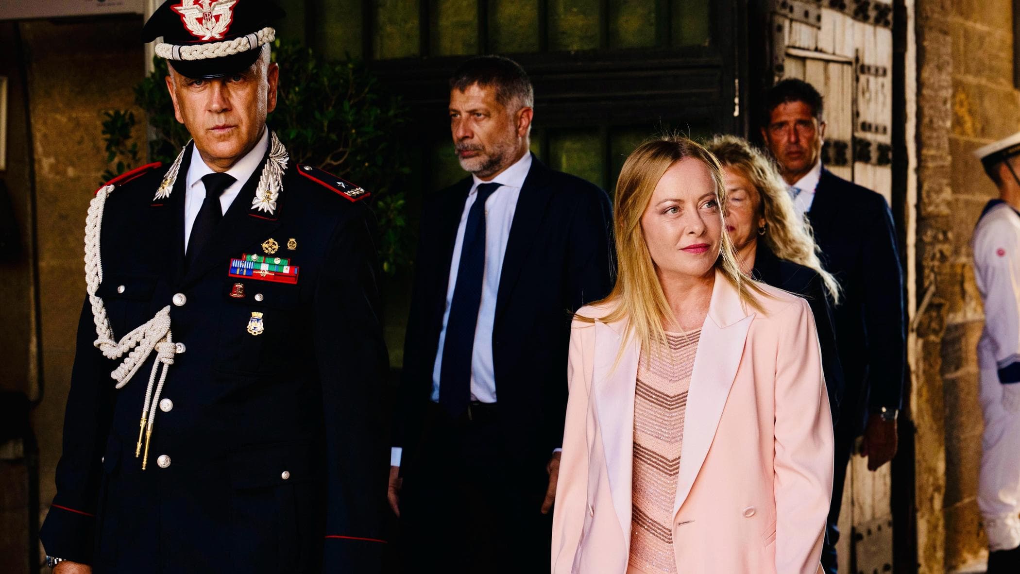 allarme a palazzo chigi se fi e lega sotto il 15 premio impossibile da Repubblica.it allarme a palazzo chigi se fi e lega sotto il 15 premio impossibile