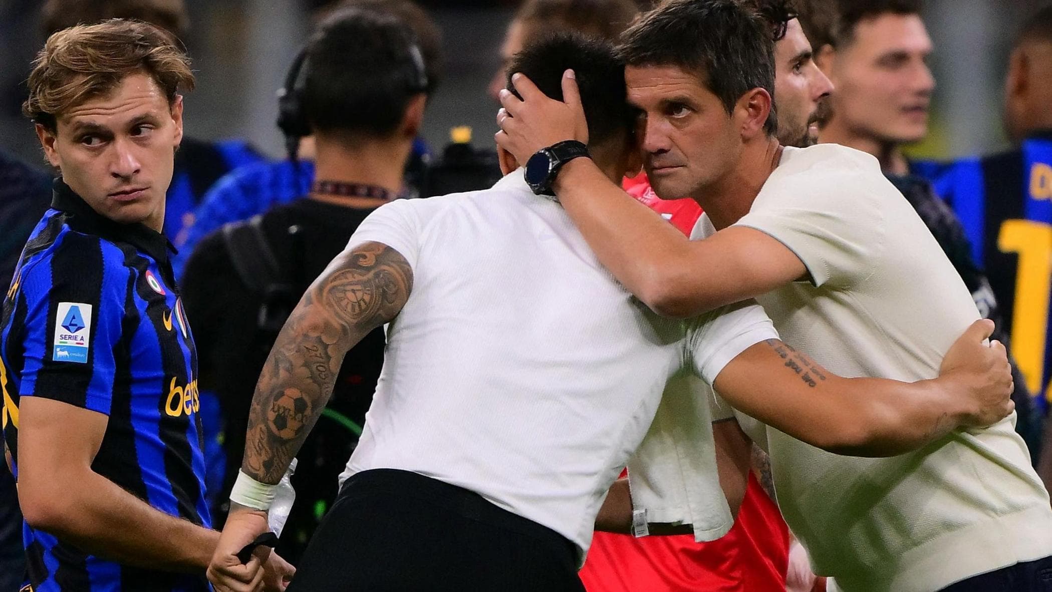 Inter, il Barca che tenta Lautaro stressa Chivu: “Mi sono rotto le p...”