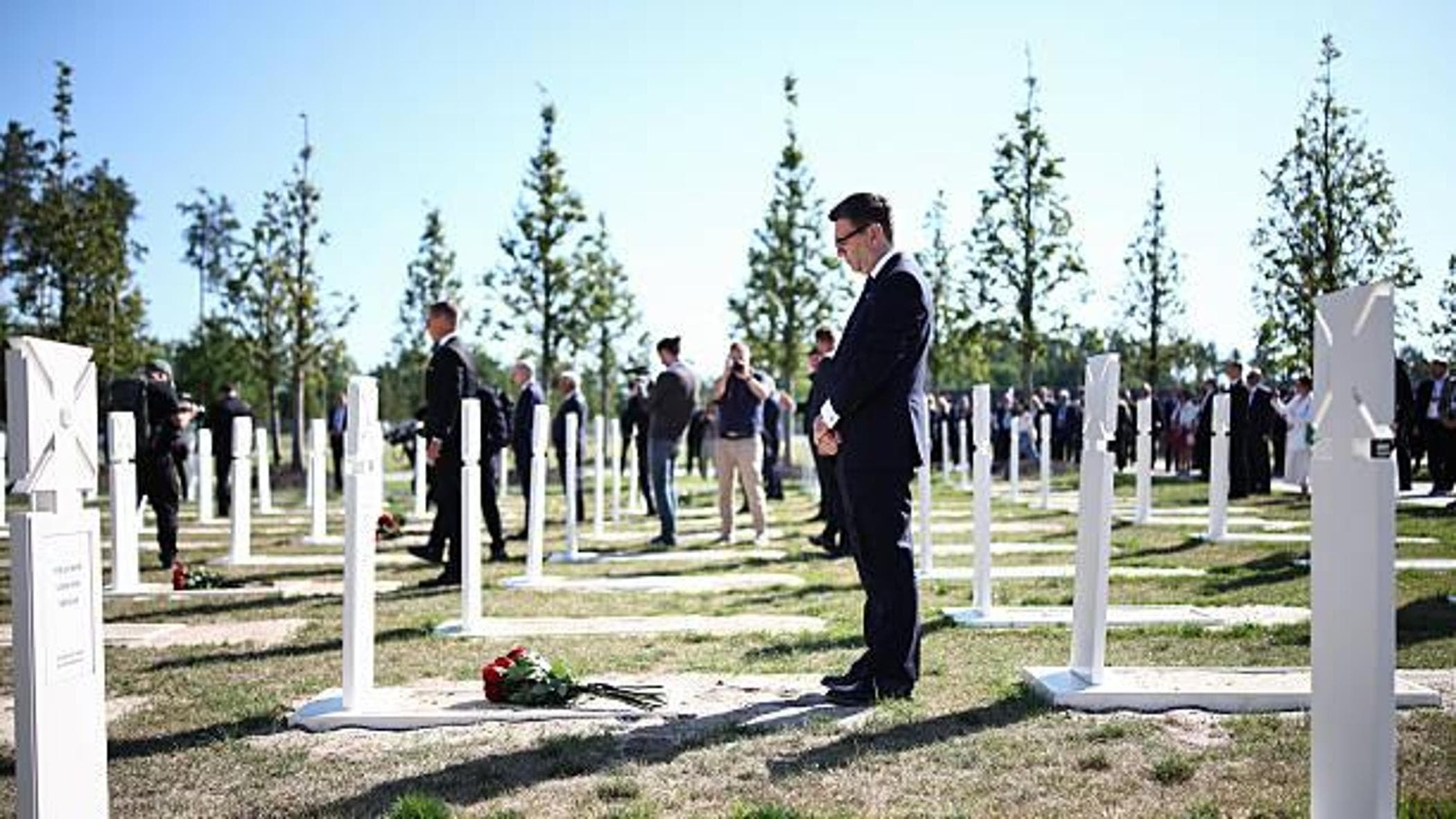 burnham il primo viaggio 232 a kiev la svolta militare regno unito e francia consentiranno all8217ucraina di produrre i missili storm shadow da Repubblica.it burnham il primo viaggio 232 a kiev la svolta militare regno unito e francia consentiranno all8217ucraina di produrre i missili storm shadow
