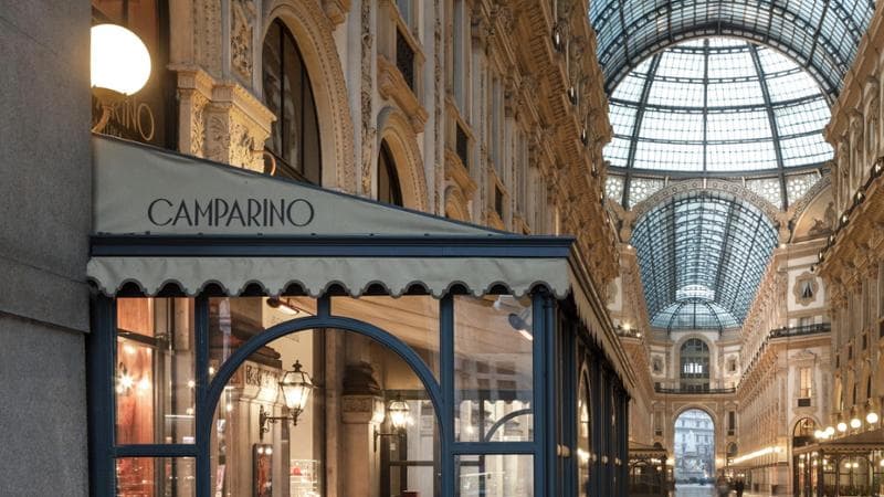 Il Camparino in galleria, storico indirizzo milanese restaurato e rinnovato da&nbsp;Lissoni&nbsp;nel 2019 (foto Santi Caleca)

