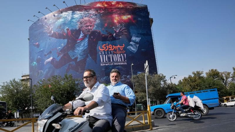 Guerra in Iran, news. Bessent annuncia le sanzioni su oro, tech e aviazione per isolare Teheran