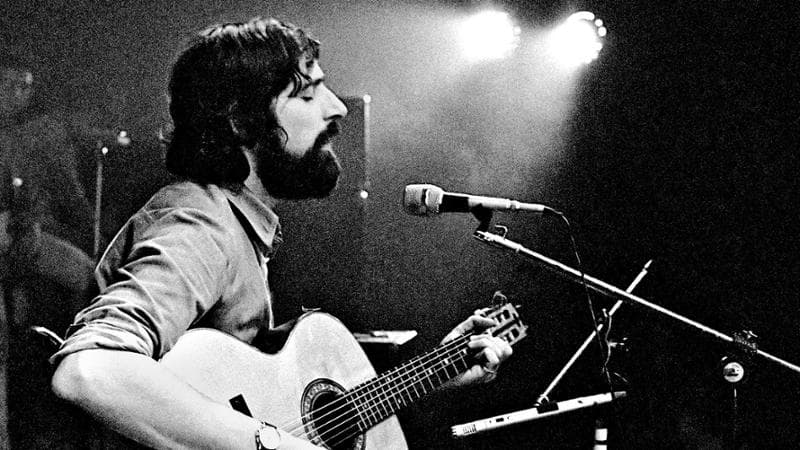 Francesco Guccini in concerto a Milano nel&nbsp;1975
