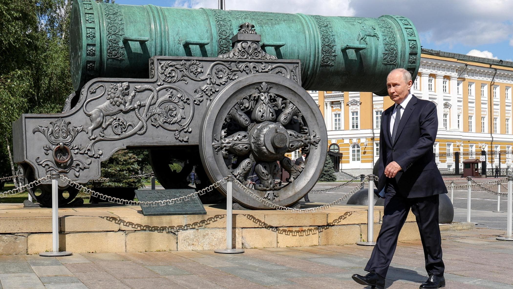 il doppio schiaffo di putin boccia la pace di zelensky e si prende le aziende russe da Repubblica.it il doppio schiaffo di putin boccia la pace di zelensky e si prende le aziende russe