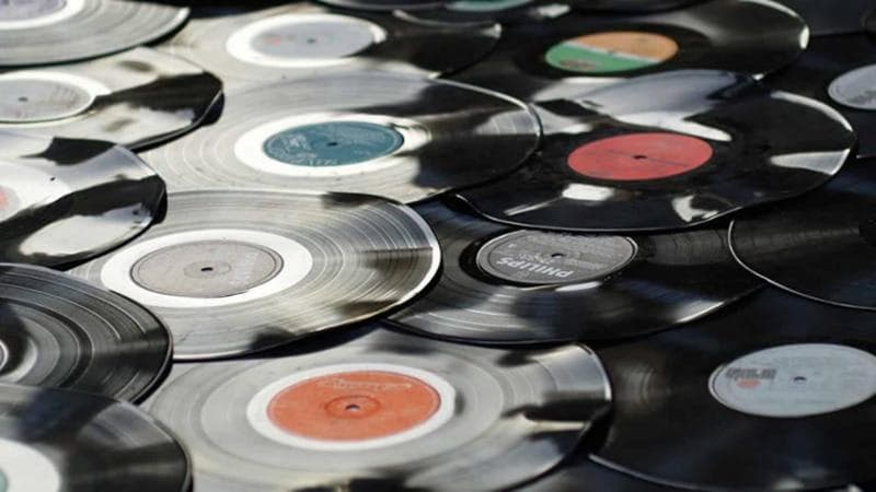 Nel primo semestre 2026 +7,3% per il mercato italiano della musica, boom del vinile