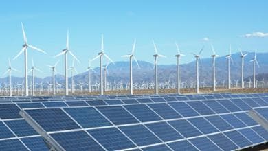 Rinnovabili, investimenti a 327 miliardi di dollari. Boom per solare e batterie