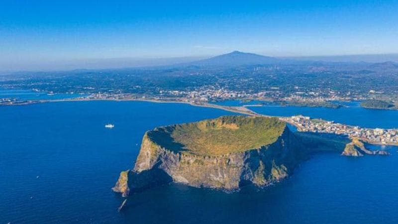 Anteprima: Corea del sud, il mistero dell’isola degli innamorati: trovati 4 cadaveri in 3 giorni