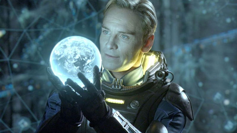 Ridley Scott, terzo prequel di Alien sull’androide David: “Le IA possono impazzire”