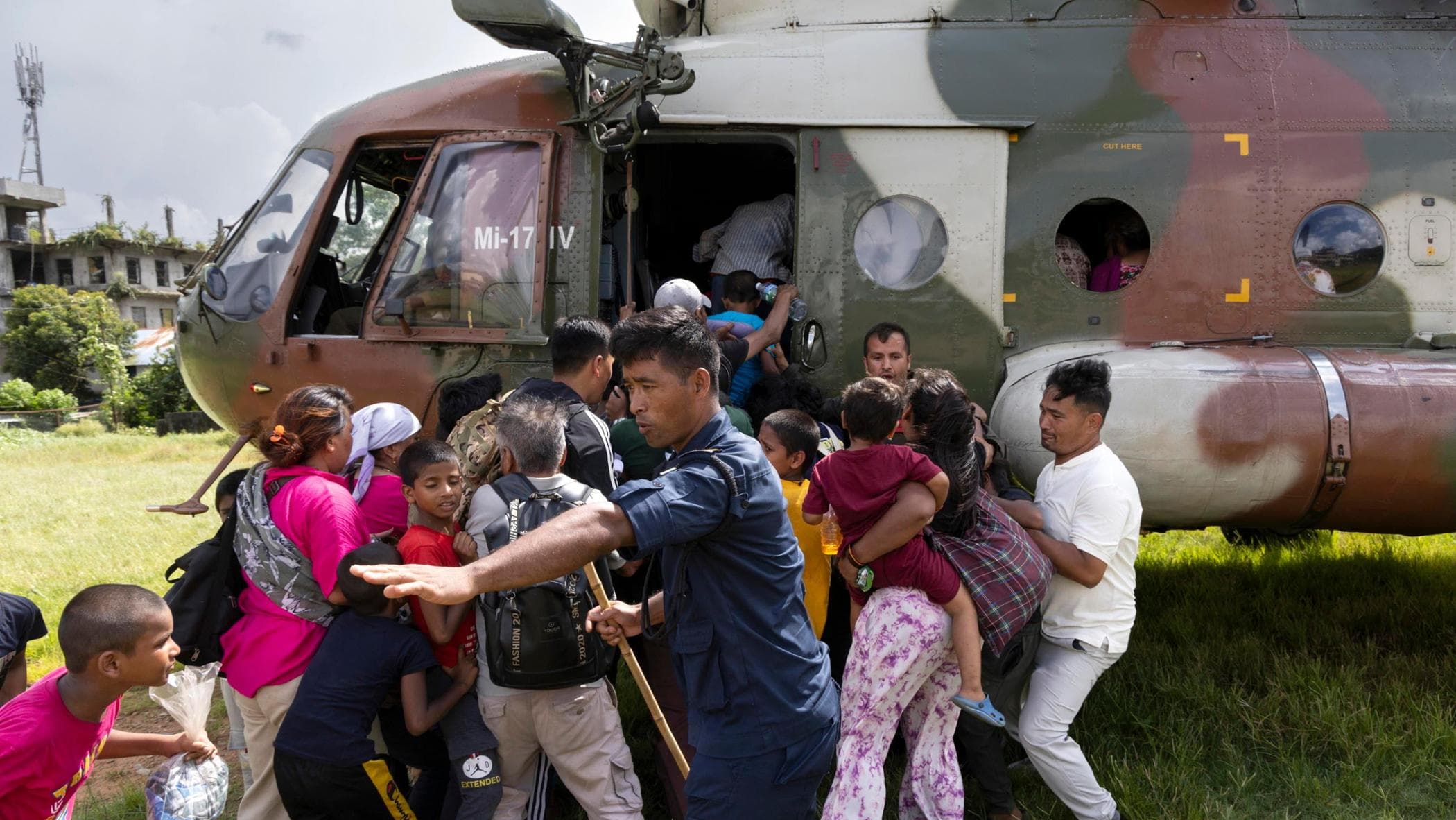 disastro nel confine pi249 strategico merci e turisti per la cina 232 vitale da Repubblica.it disastro nel confine pi249 strategico merci e turisti per la cina 232 vitale