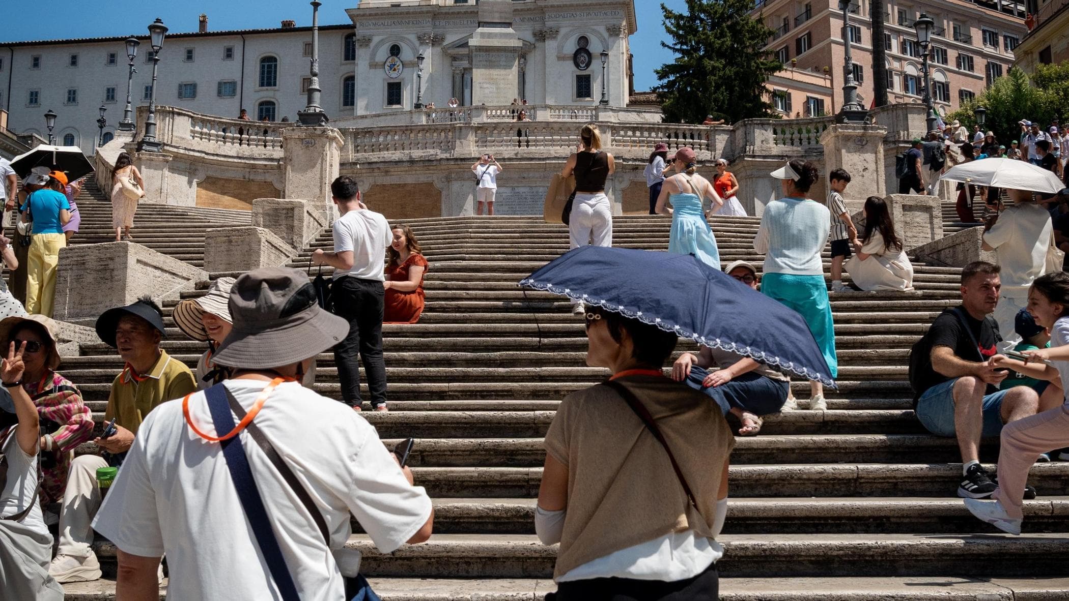 La miglior lezione sul clima è il soffio bruciante di Roma intollerabile per noi anziani