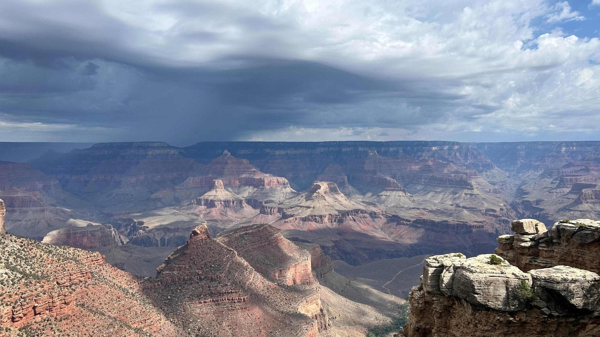 Grand Canyon, inondazione improvvisa: 15 escursionisti dispersi, decine di evacuati