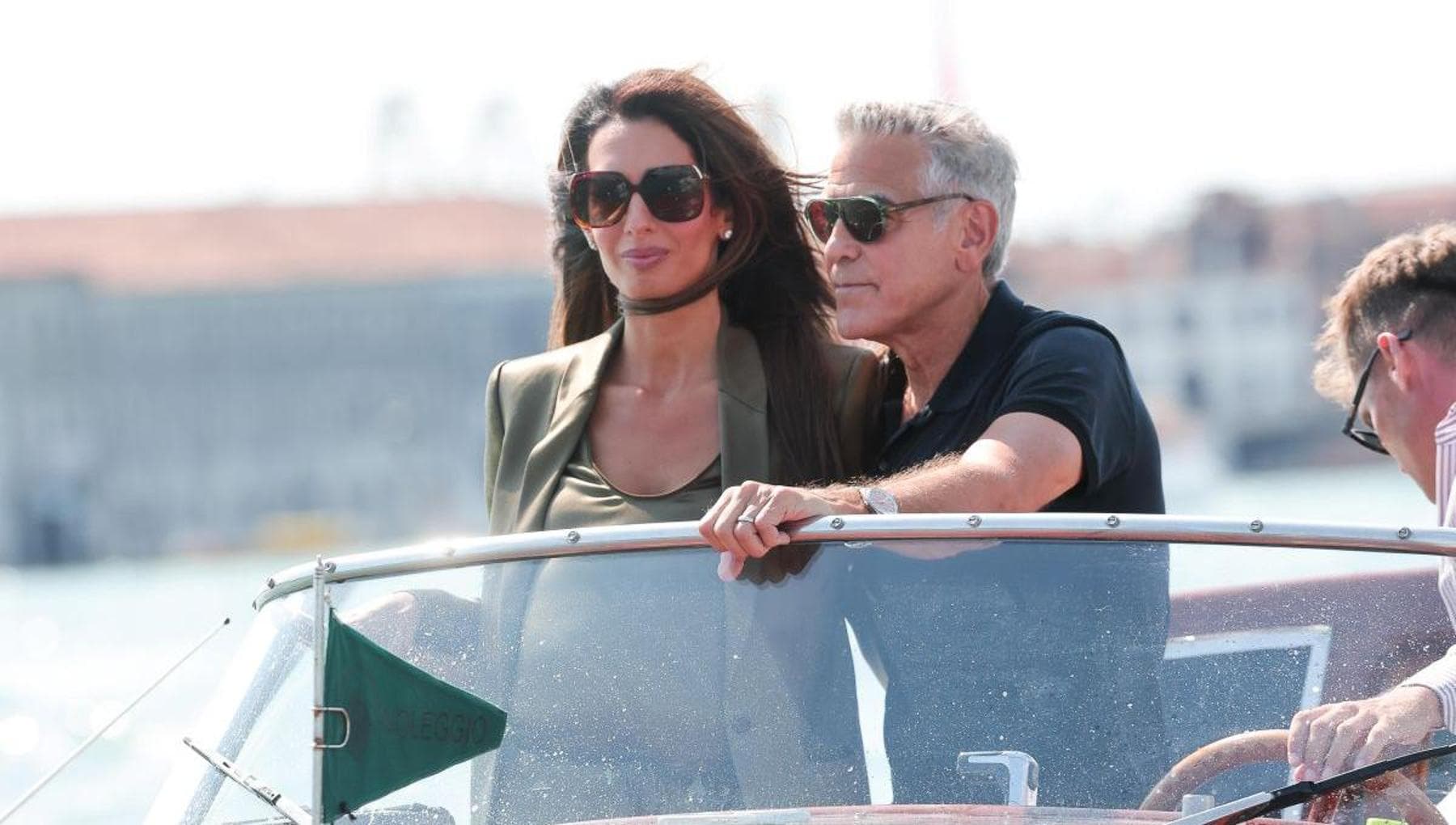 george clooney conquista venezia il premio alla carriera e sei giorni da star da Repubblica.it george clooney conquista venezia il premio alla carriera e sei giorni da star