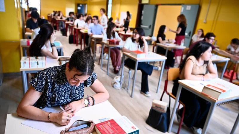 L’apertura della scuola in tutta Italia coincide con la sesta ondata di calore: “Posticipatela”