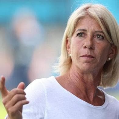 Carolina Morace: 'Spagna grande sul congelamento degli ovuli, in Italia paghiamo gli assorbenti'