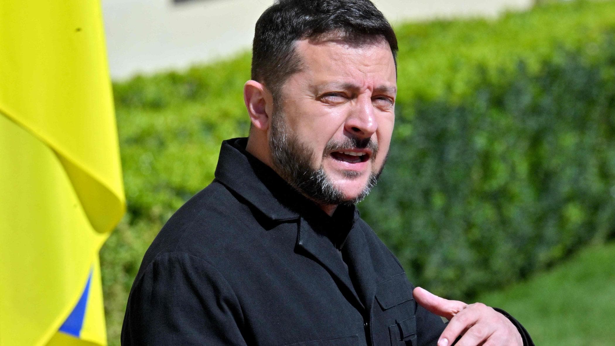 Sparatoria tra le intelligence, l’indignazione di Zelensky: “Ci saranno provvedimenti”