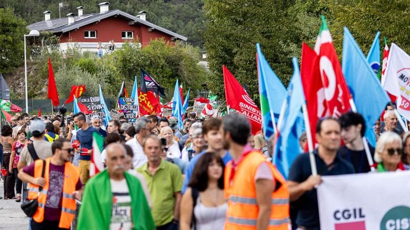 Anteprima: Al raduno neonazi superblindato fan e dirigenti di Futuro nazionale