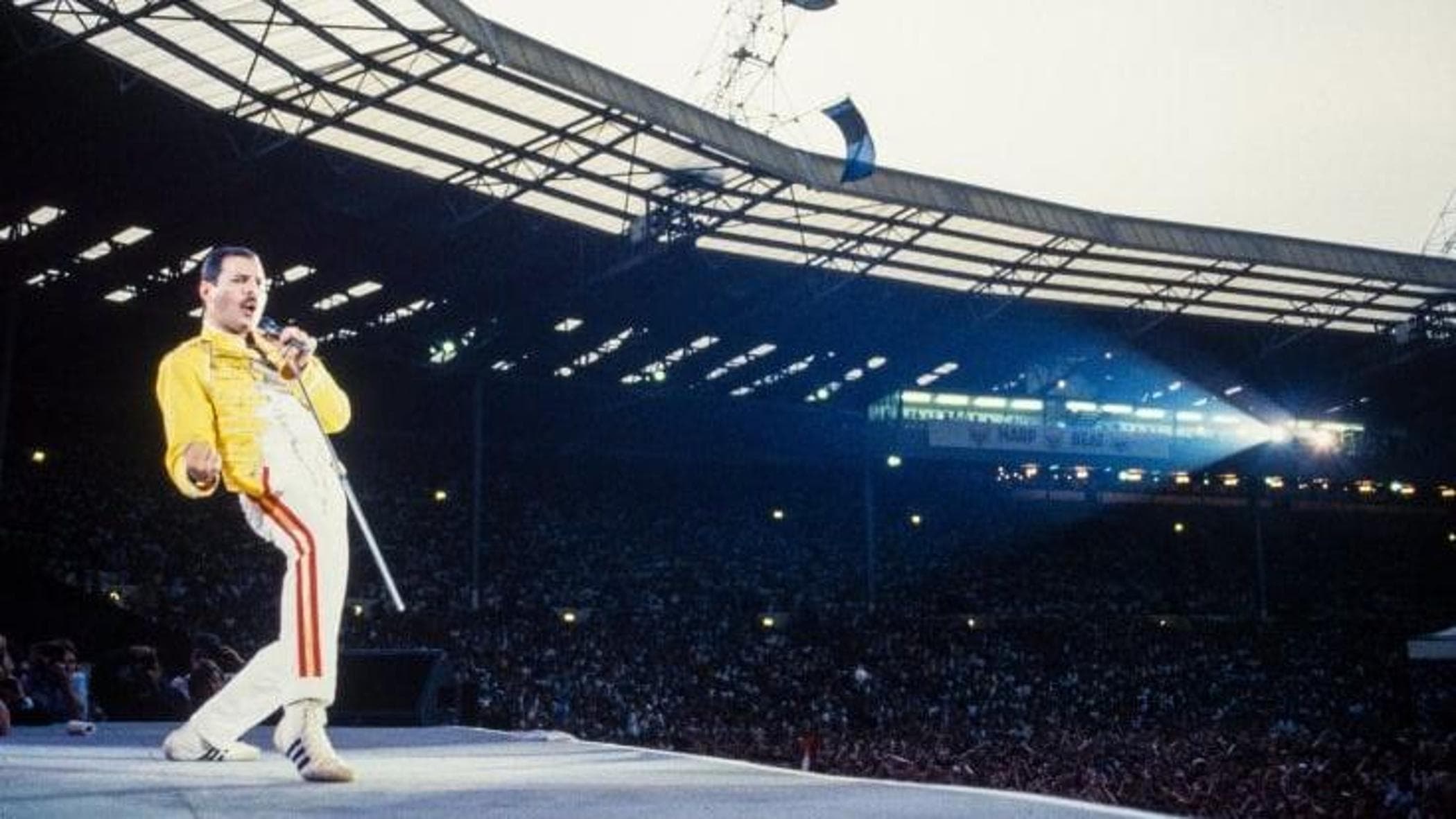 gli 80 anni di freddie mercury il divo del pop e quelle ultime parole d8217amore per il suo pubblico da Repubblica.it gli 80 anni di freddie mercury il divo del pop e quelle ultime parole d8217amore per il suo pubblico