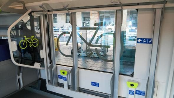 Treno, aereo o nave. Viaggiare con la bici al seguito (talvolta) è un rebus