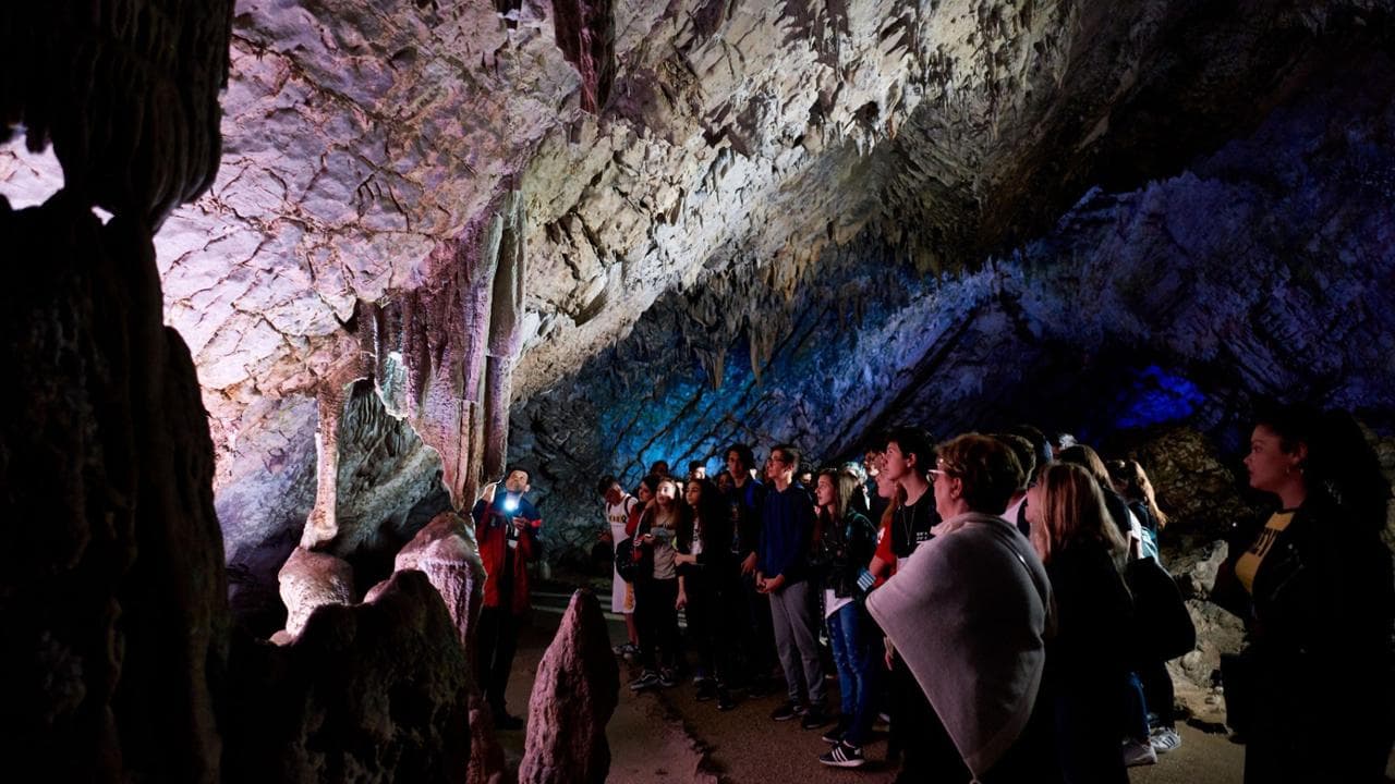Nel cuore segreto della Terra. Le grotte da scoprire nella Giornata del Carsismo (e non solo)
