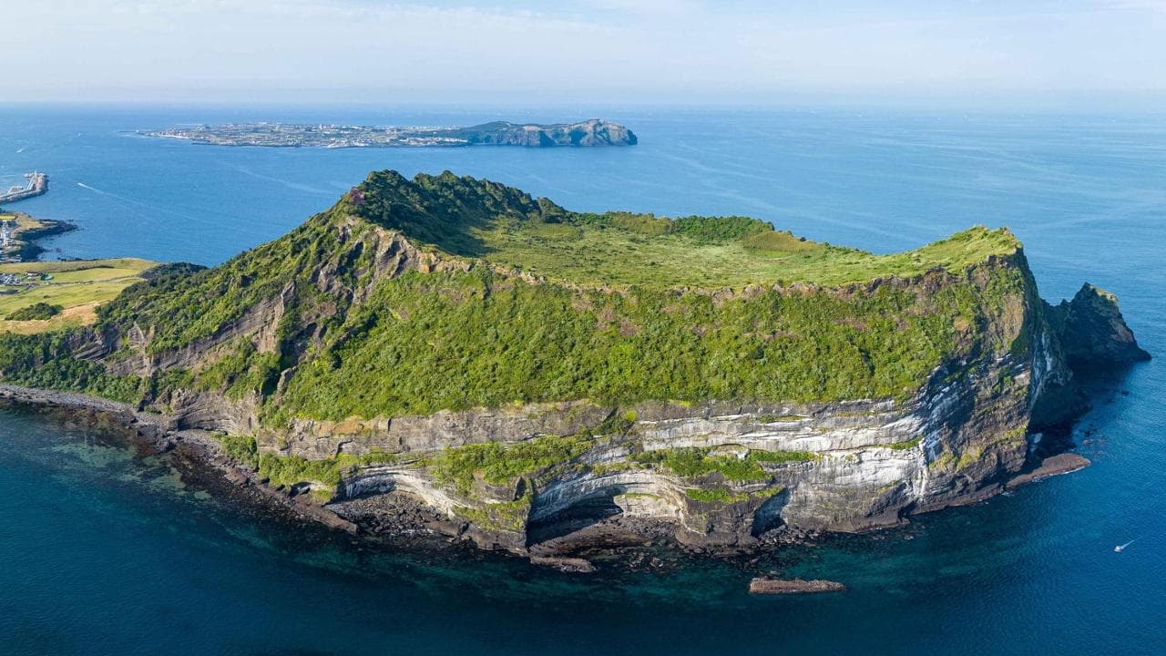 Spiagge e templi, calma e modernità. Un tuffo nell’“onda coreana”, a caccia dei suoi segreti