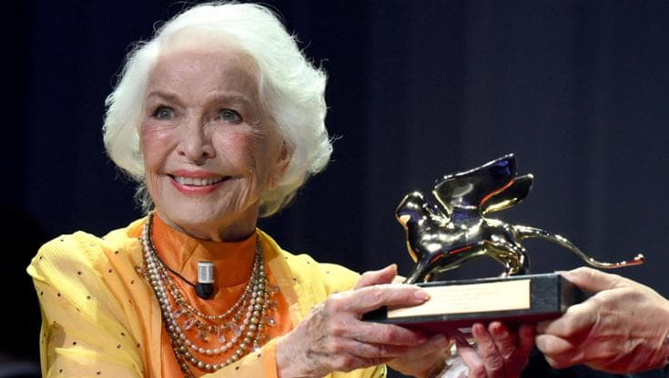 Ellen Burstyn Leone d’oro a Venezia: “Per l’Esorcista mi infortunai la schiena, ma cambiò il cinema”
