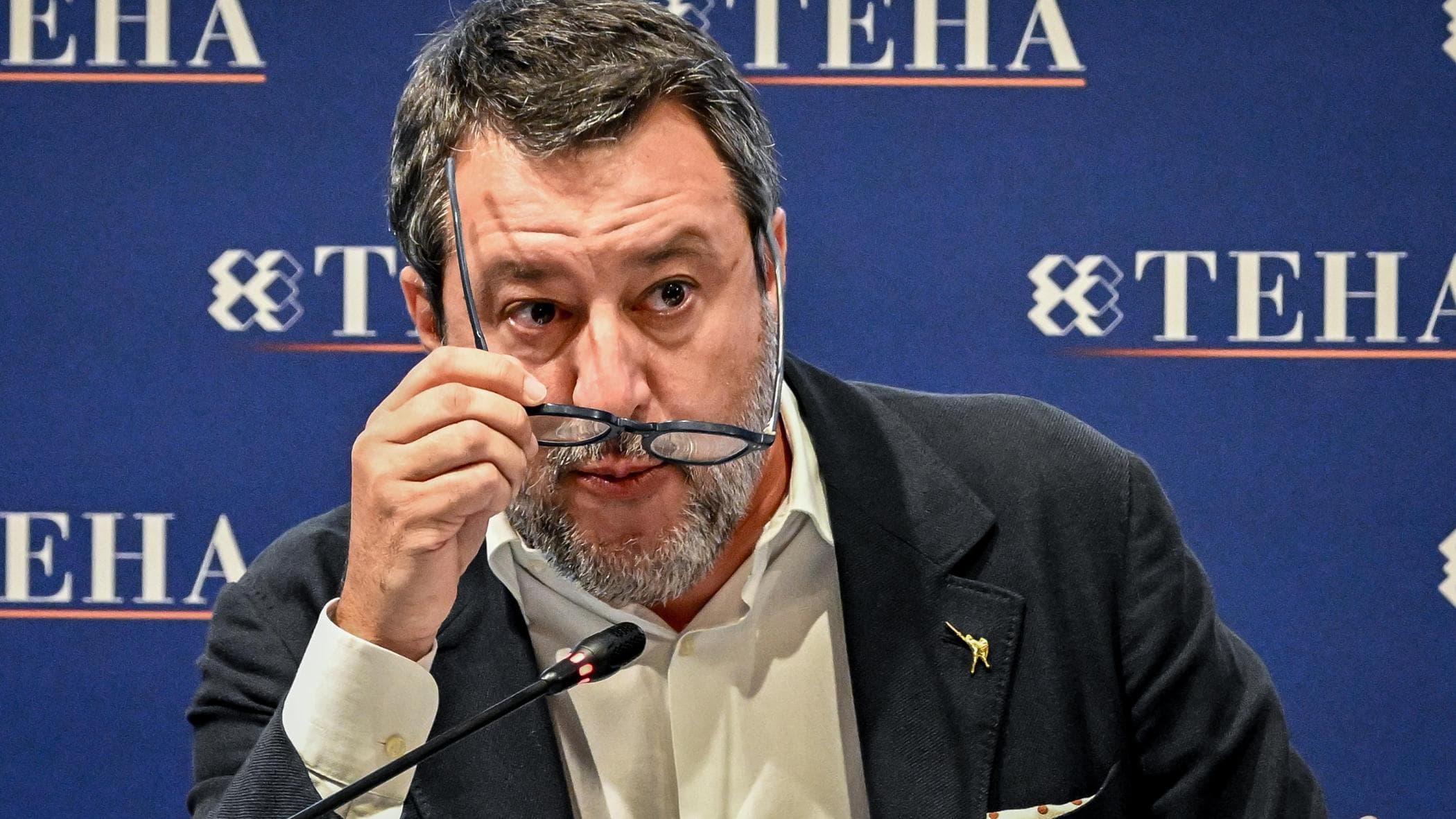 sfida a salvini un sito web e 300 firme per chiedere congresso e riprendersi la vecchia lega nord da Repubblica.it sfida a salvini un sito web e 300 firme per chiedere congresso e riprendersi la vecchia lega nord