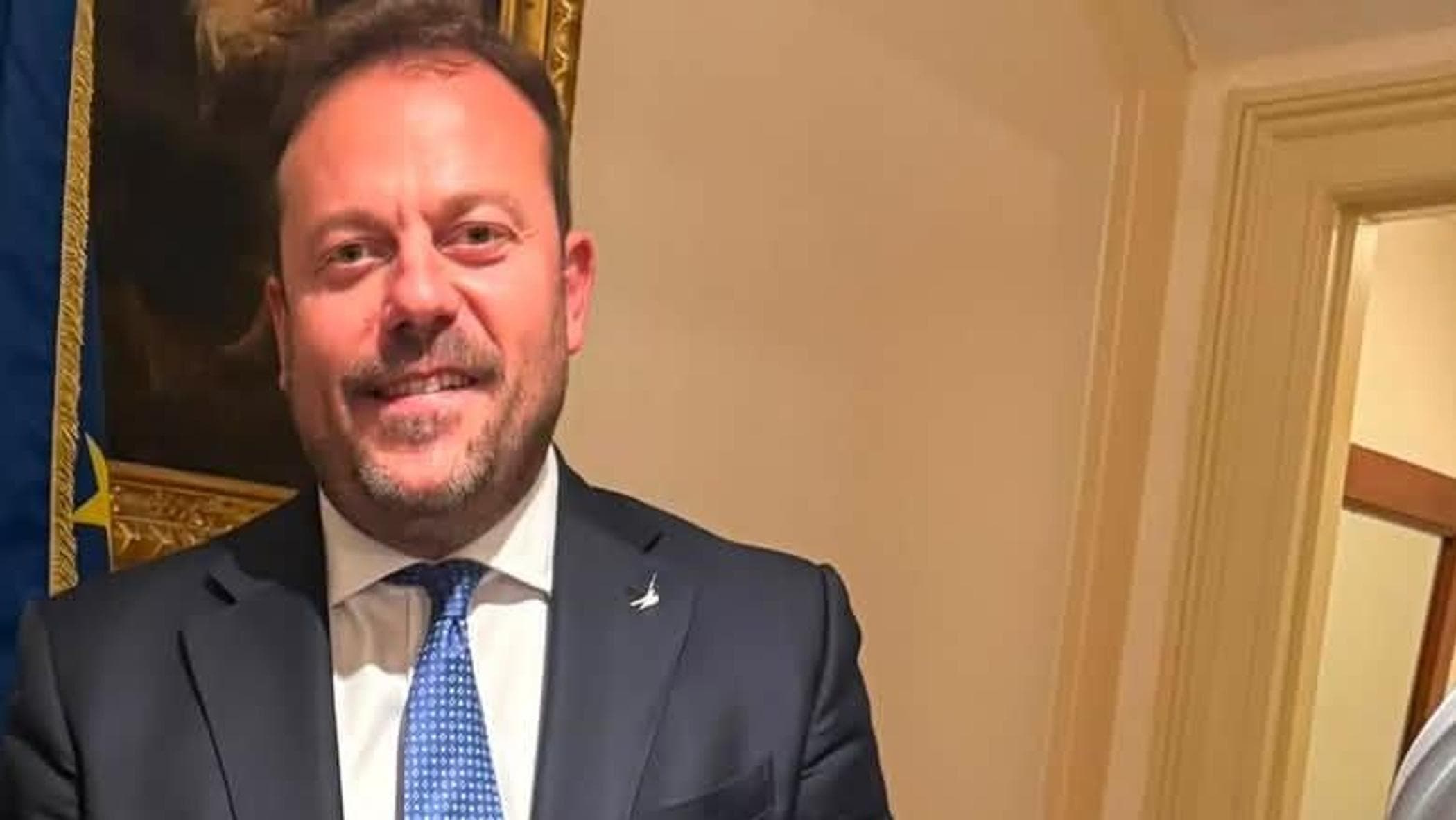 il fedelissimo di salvini attacca romeo e attilio fontana siete due irresponsabili da Repubblica.it il fedelissimo di salvini attacca romeo e attilio fontana siete due irresponsabili