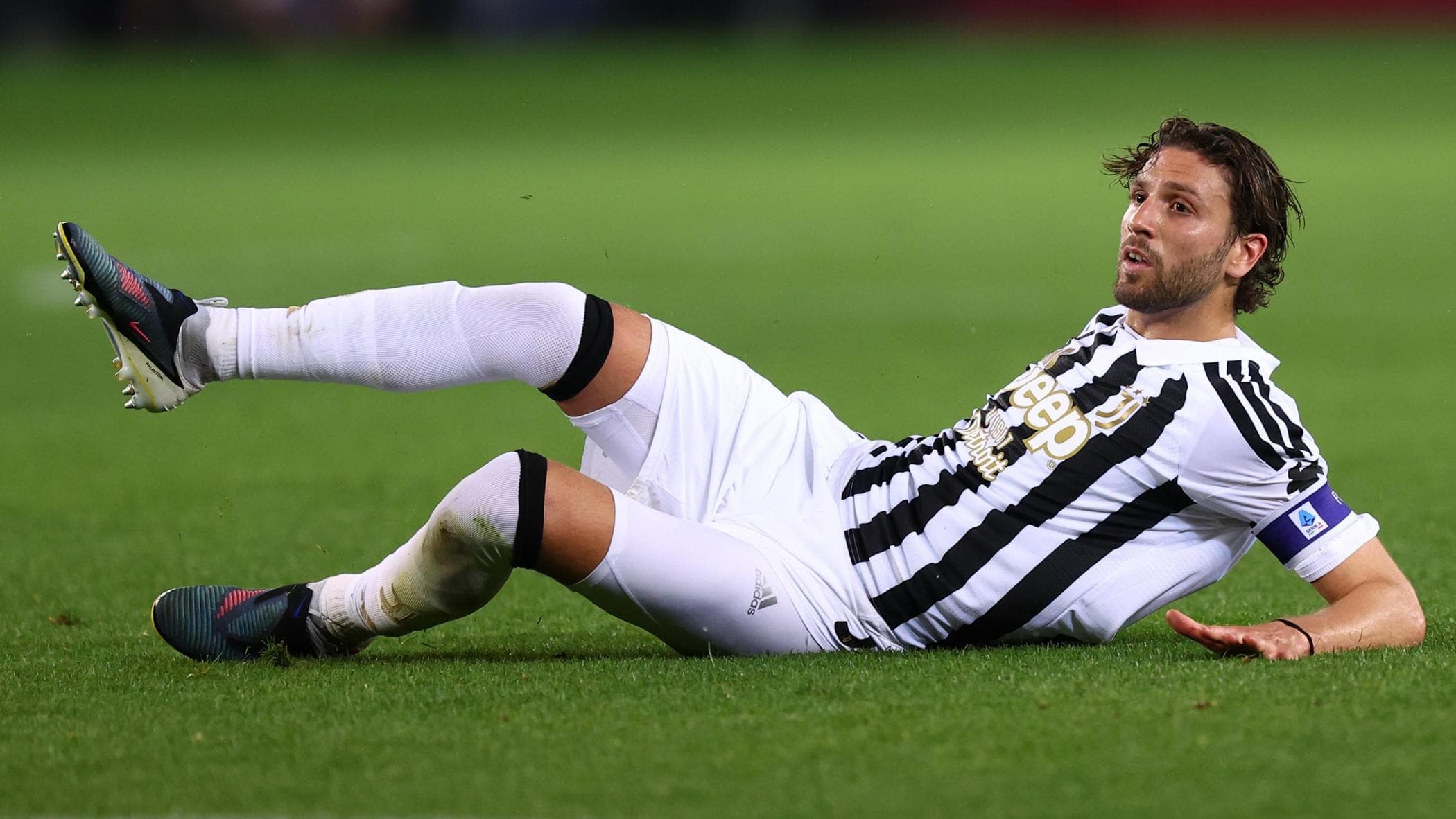 locatelli infortunio pi249 grave del previsto la juve lo perde per almeno tre mesi da Repubblica.it locatelli infortunio pi249 grave del previsto la juve lo perde per almeno tre mesi